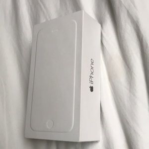 AT&T iPhone  6 with 3 cases